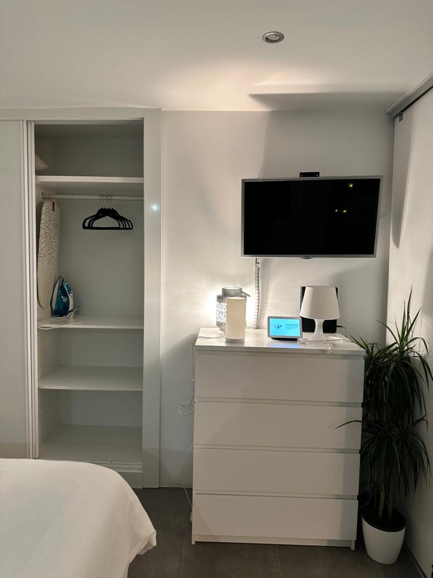 Lotus Apartment Alicante Luaran gambar