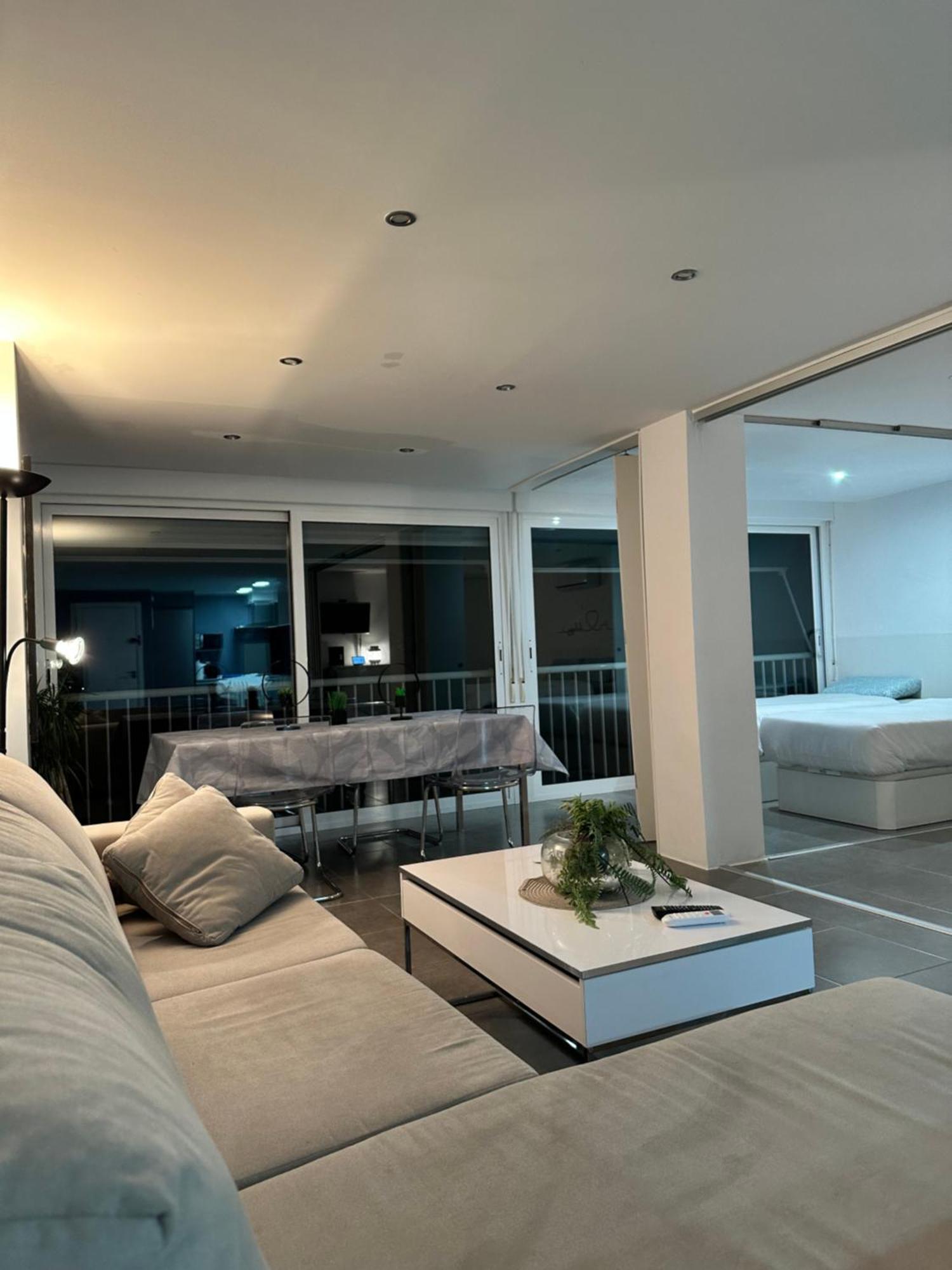 Lotus Apartment Alicante Luaran gambar